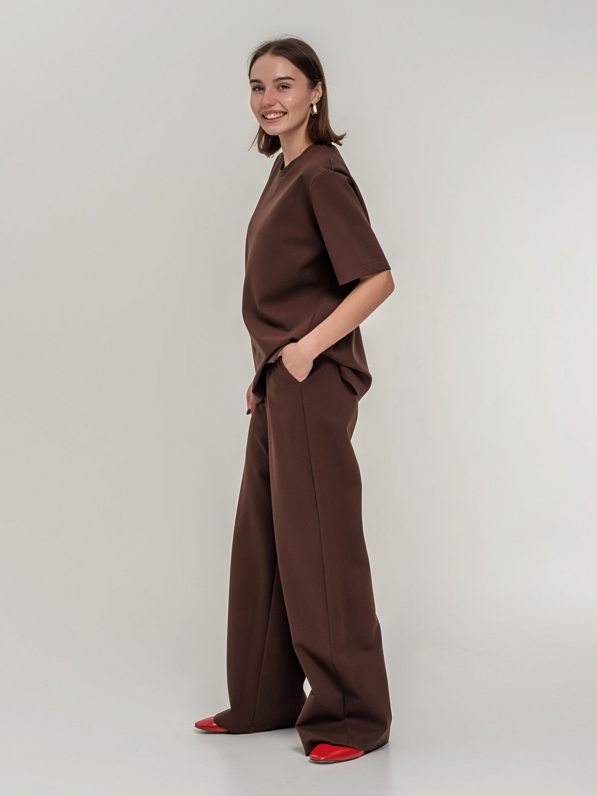 Long soft wide trousers with high waist