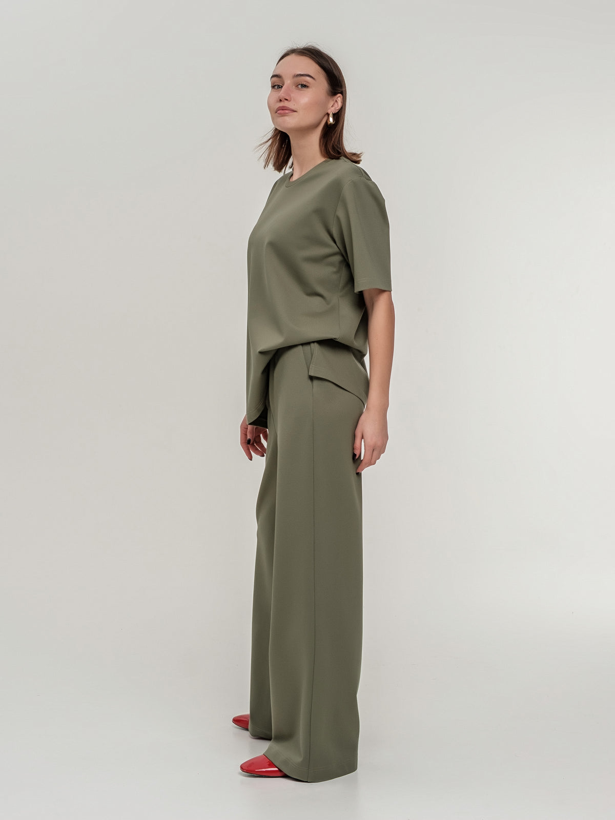 Long soft wide trousers with high waist
