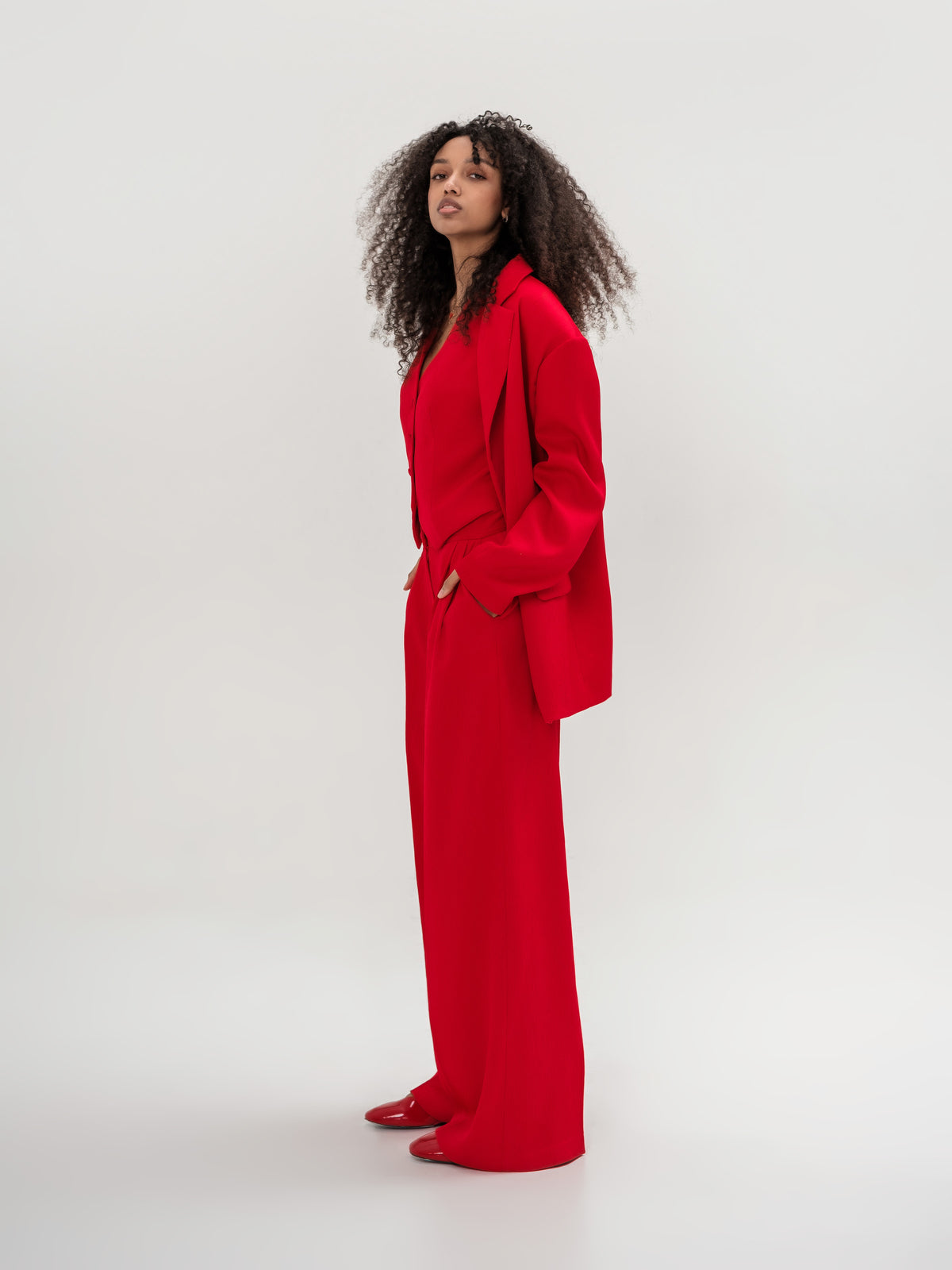Red oversized jacket vest and trousers/ 3-piece suit