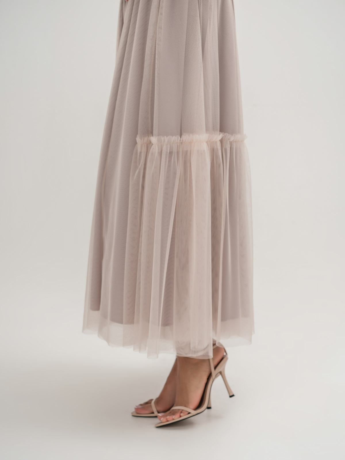Cappuccino tulle lined skirt with elastic waist one size