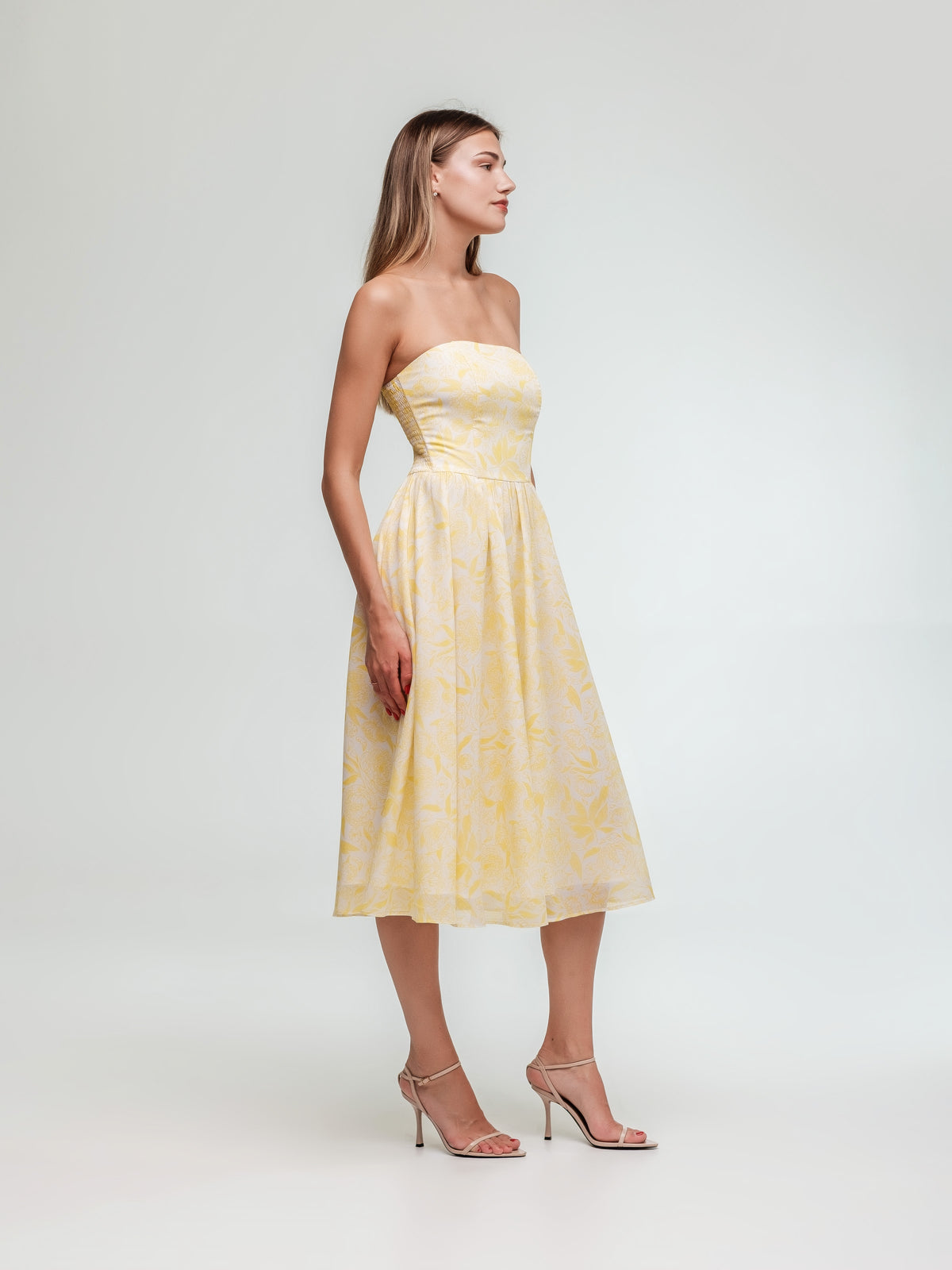 Midi corset dress with delicate pattern