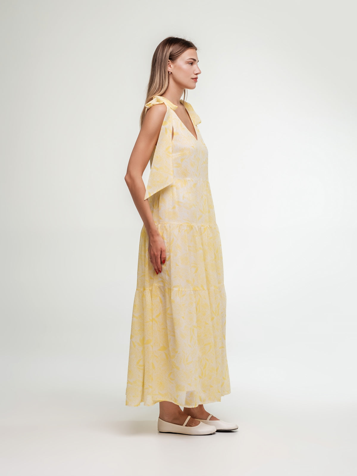 Long dress with combined ruffle