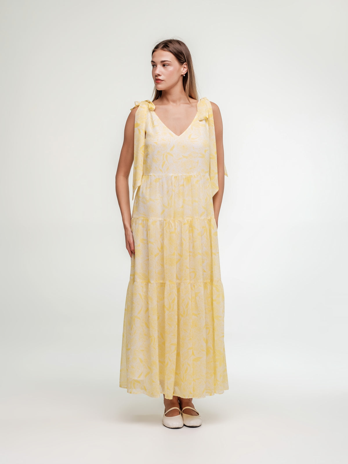 Long dress with combined ruffle
